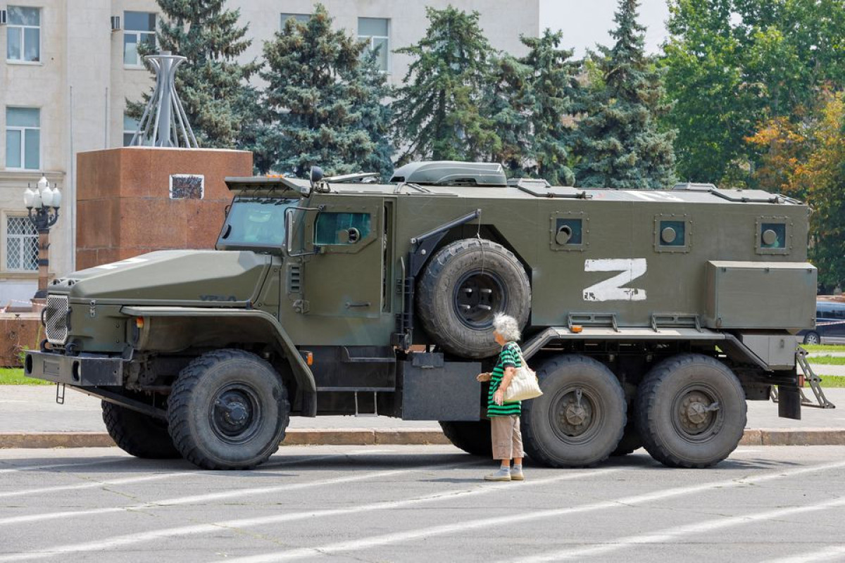 Britain says Ukraine's counterattack in Kherson gains momentum