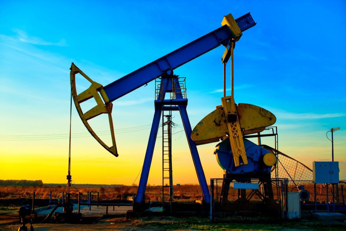 Azerbaijani oil prices decrease