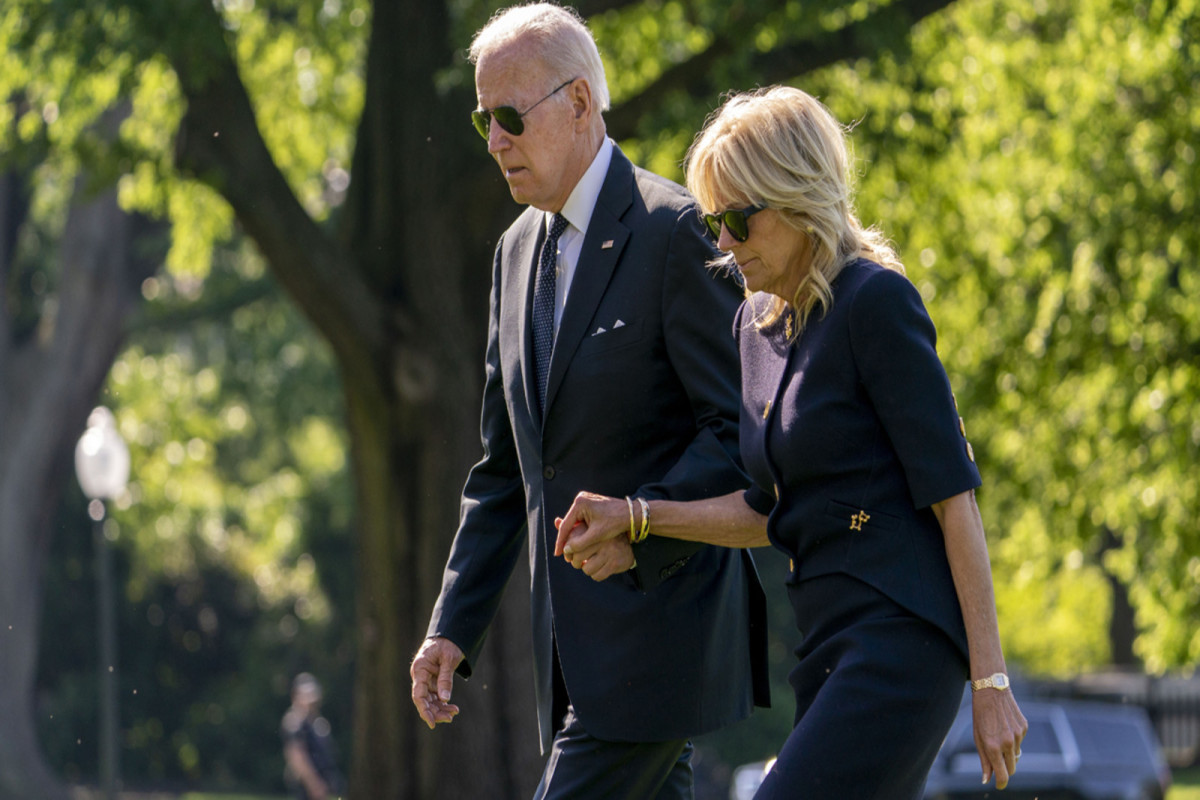 Bidens briefly moved to secure location after plane entered restricted airspace near beach house