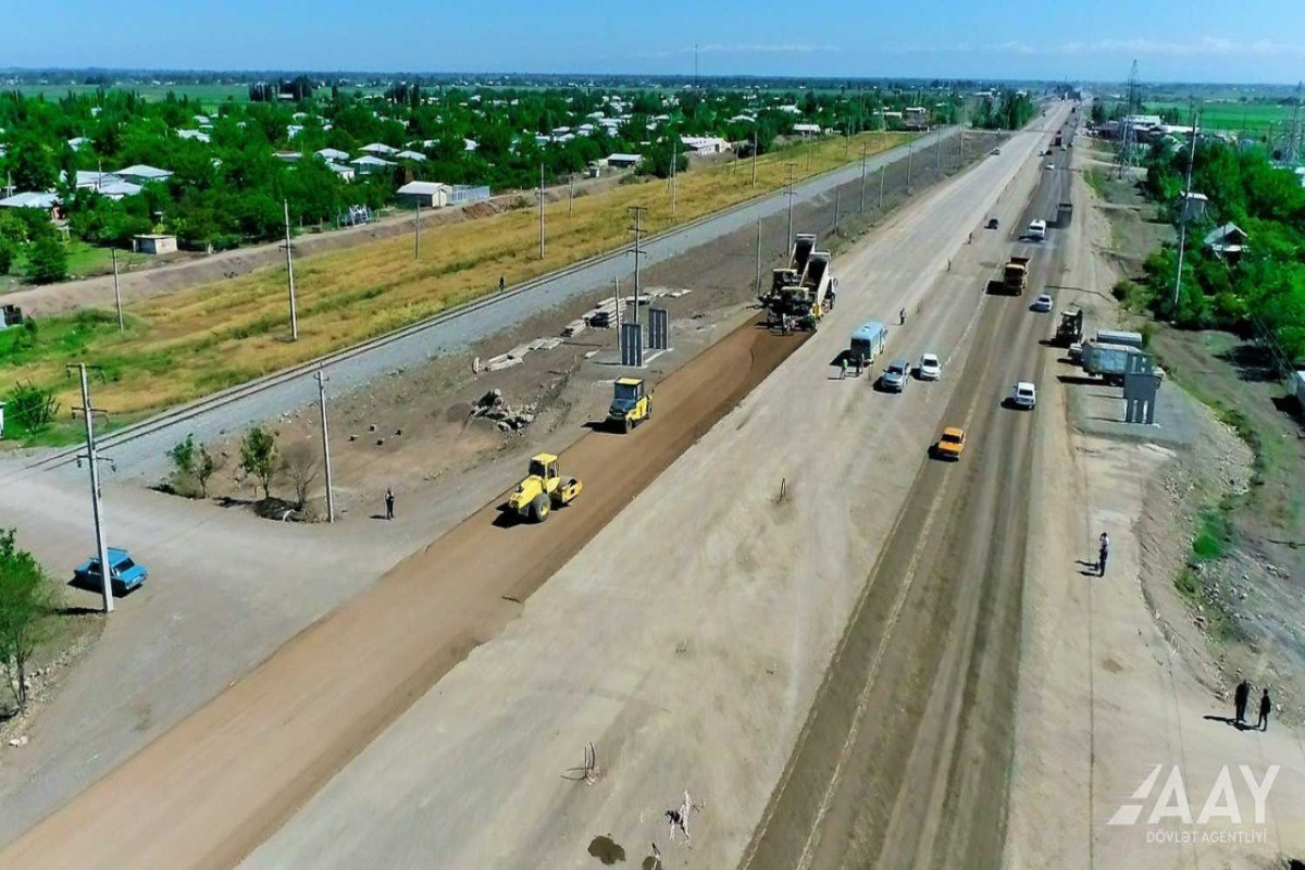 The construction of the Barda-Agdam highway is rapidly underway
