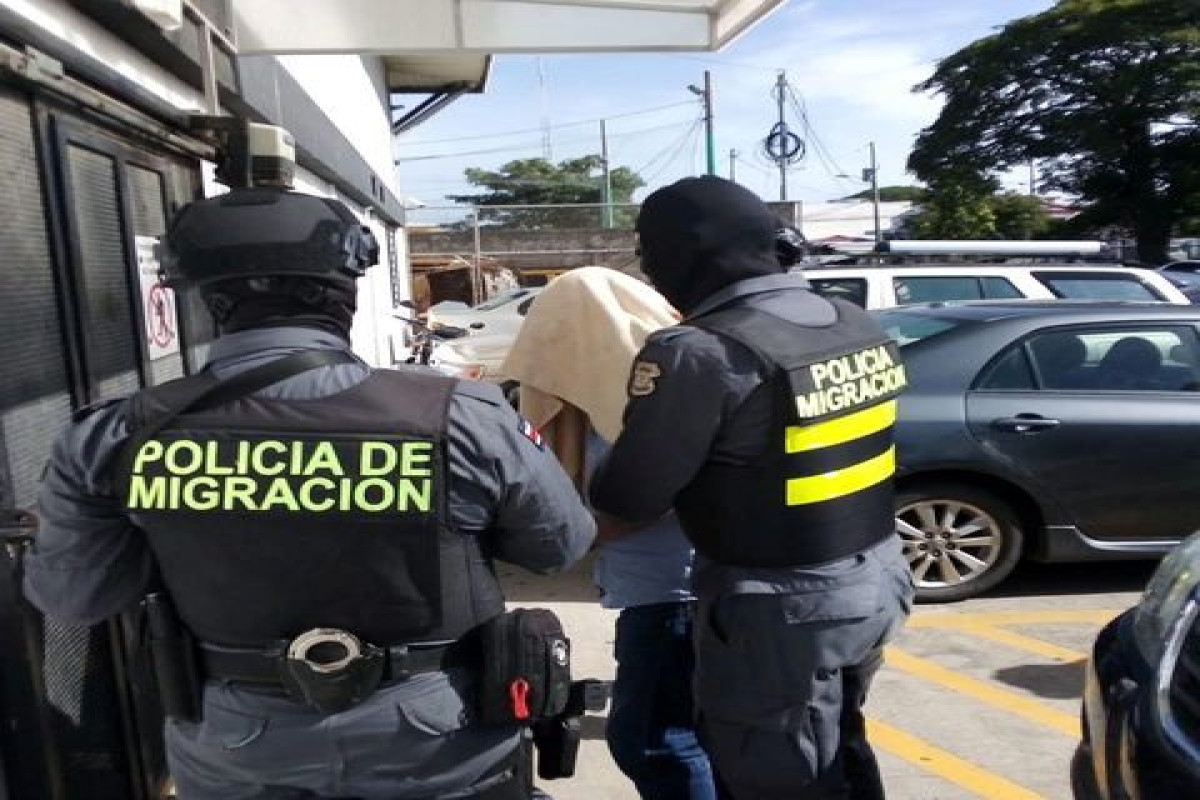 Panama police detain 92 migrants entering country by boat