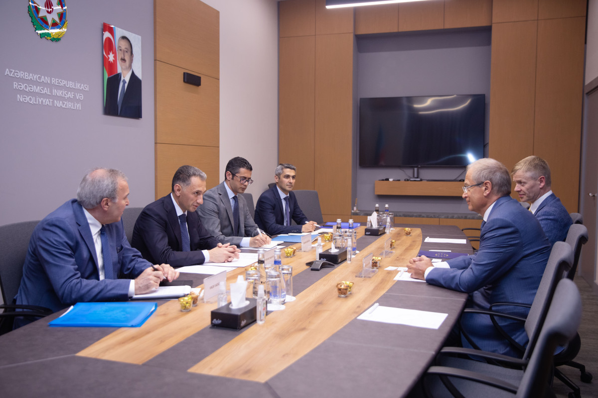 Azerbaijani Minister met with Deputy Chairman of the European Parliament Committee
