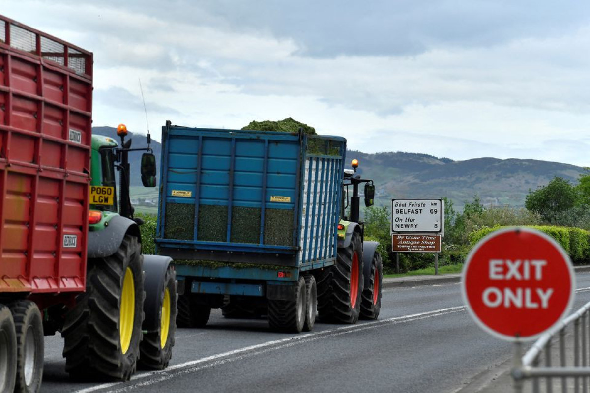 Britain to defy EU by scrapping Northern Ireland trade rules