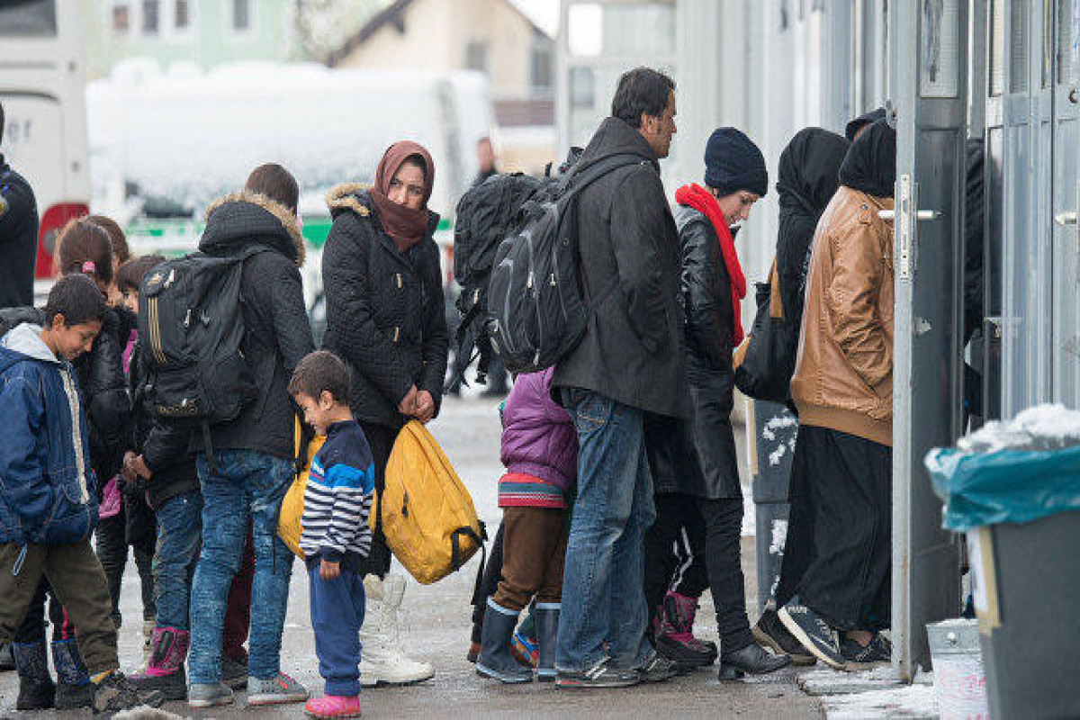 Forced displacement hit record high in 2021 with too few able to go home, says UNHCR