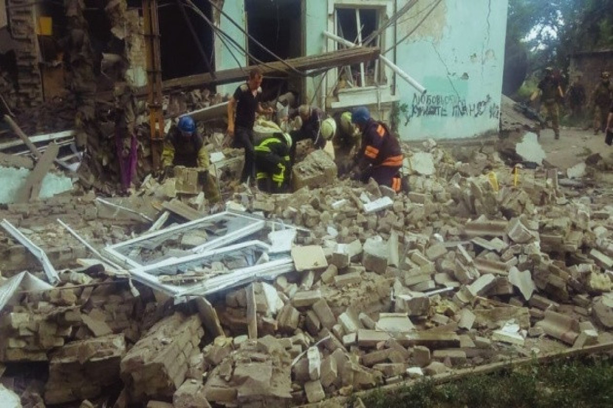 Shelter bombed in Ukraine, 4 killed-PHOTO 