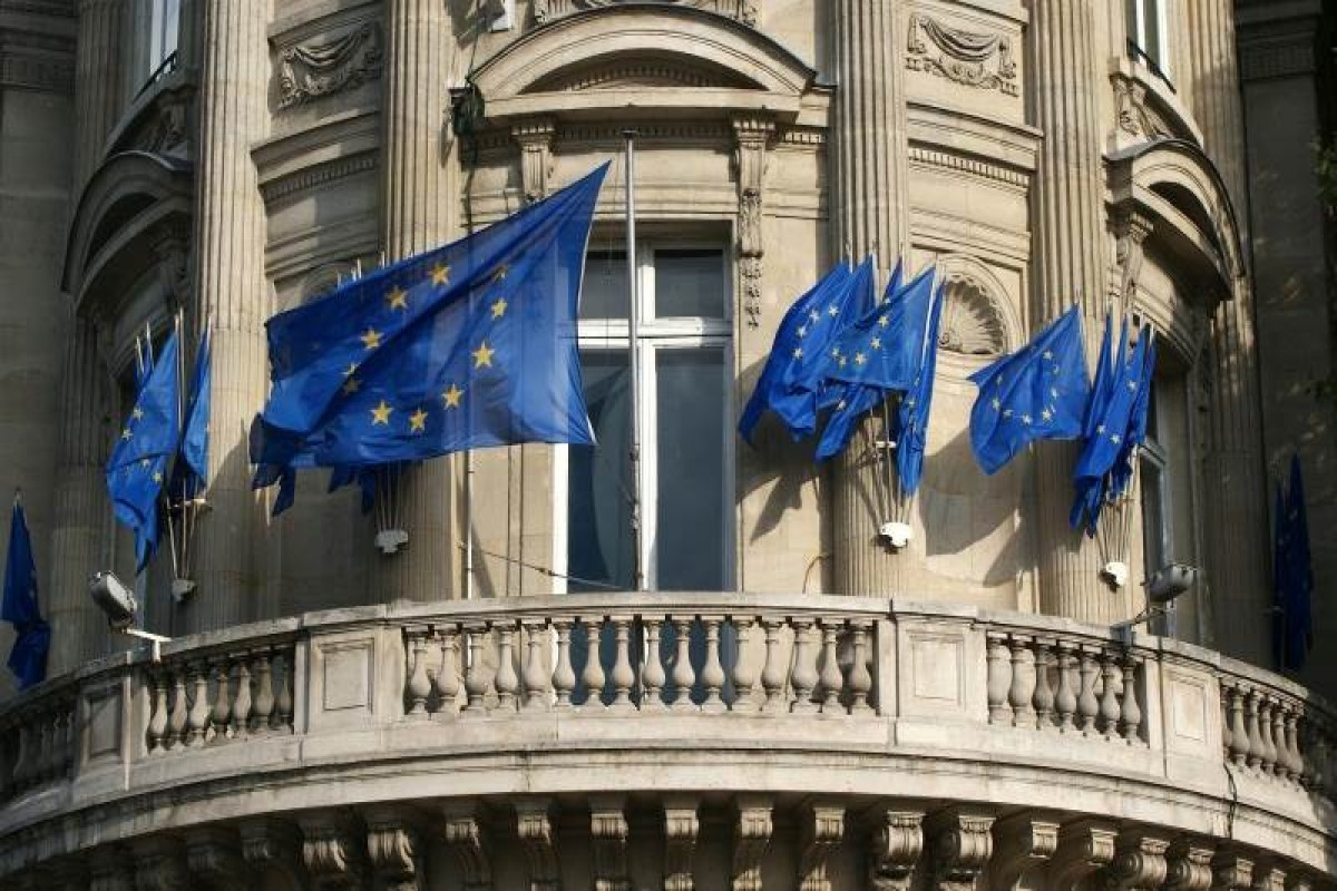 EU extends sanctions againt Russia over Crimea