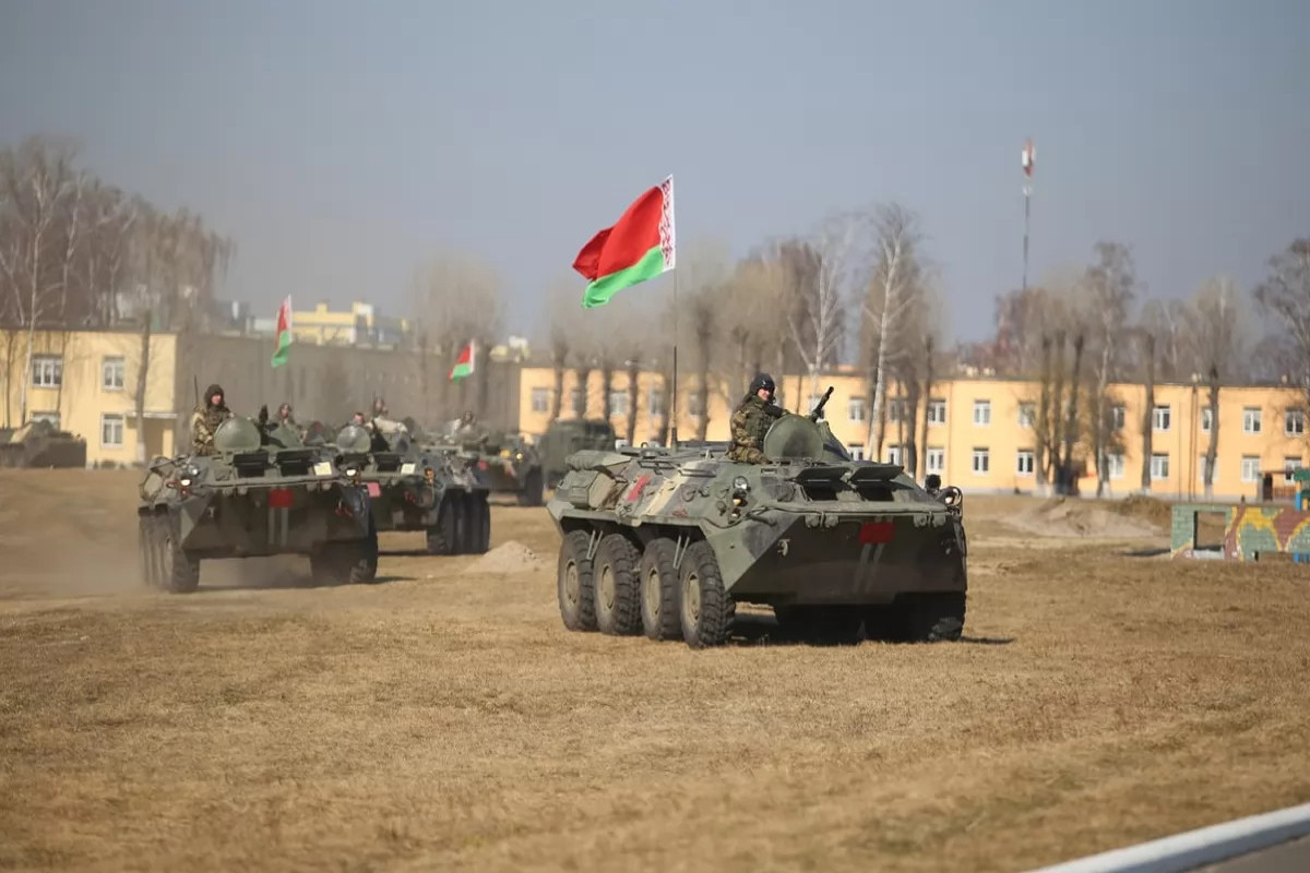 Belarus concentrates about 4,000 military near borders of Ukraine