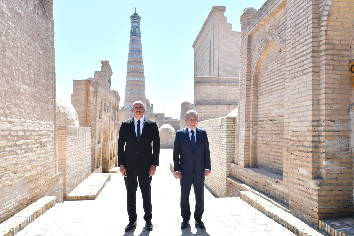 President Ilham Aliyev viewed Ichan-Kala Historical Architectural State Museum