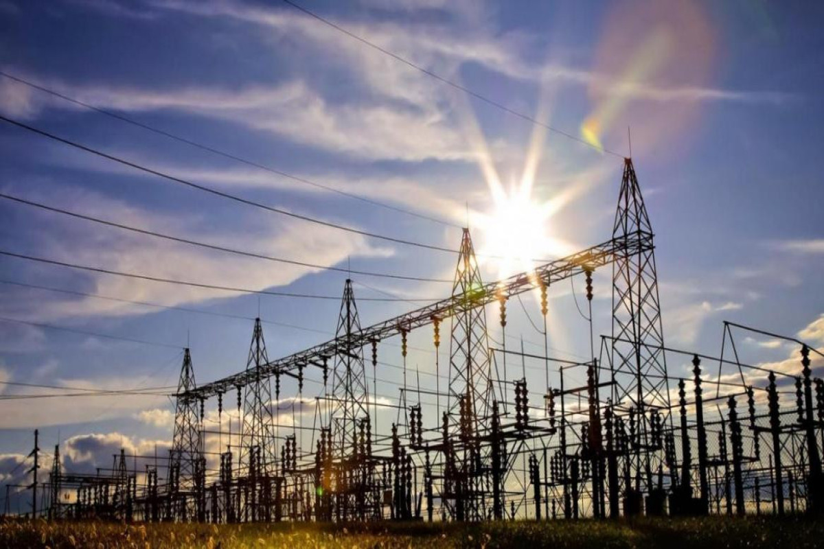 In France, energy companies urged citizens to save gas and light