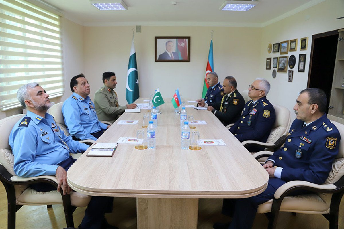 The issues of expanding cooperation between the Air Forces of Azerbaijan and Pakistan were discussed