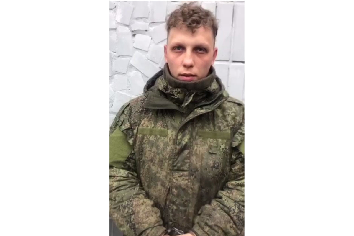 Russia and Ukraine exchange captured soldiers-VIDEO 