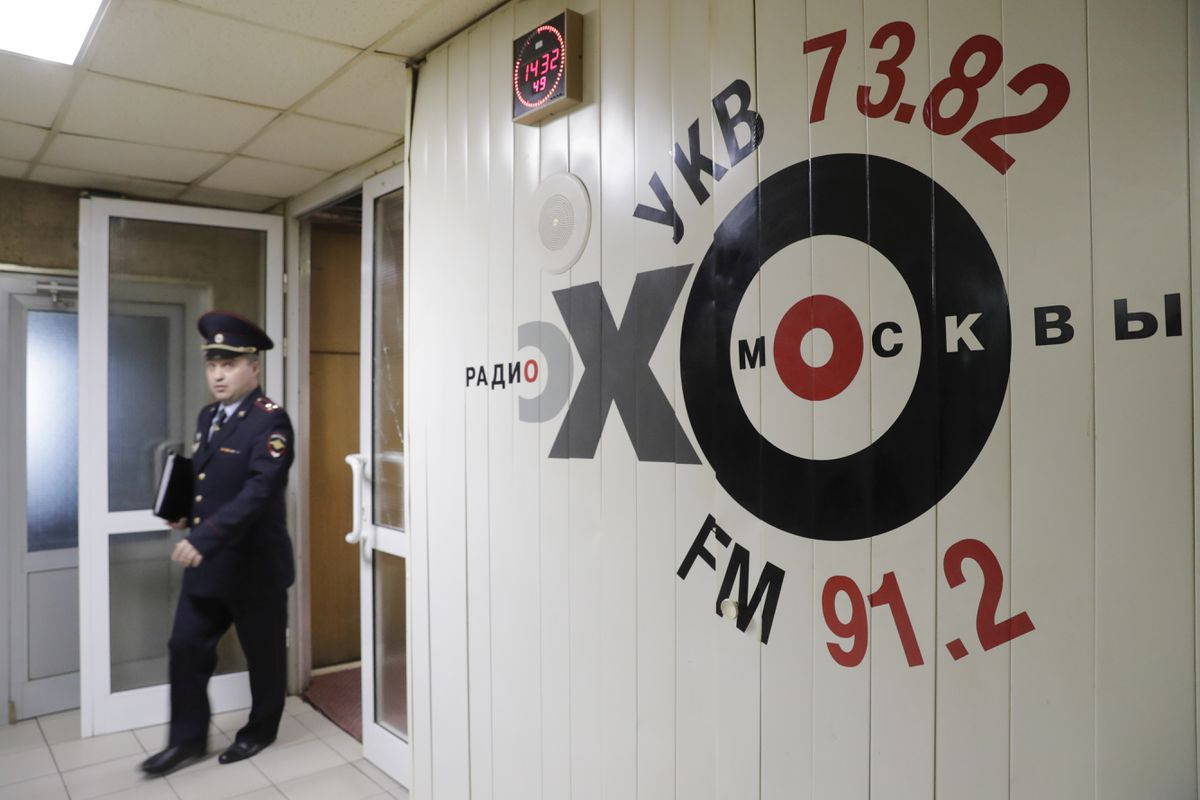 Ekho Moskvy radio station is taken off air