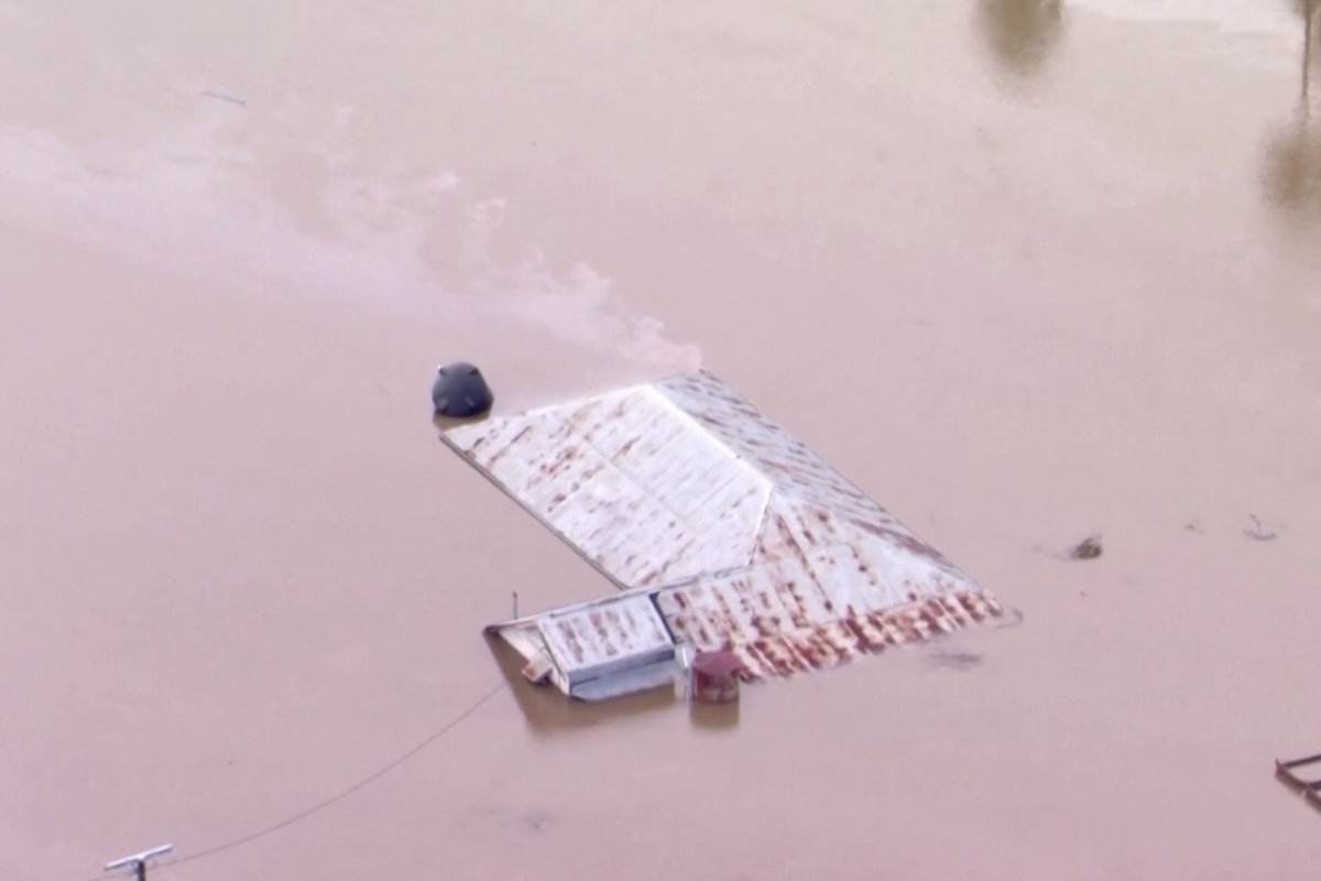 Tens of thousands evacuated in Australia as heavy rains close in on Sydney