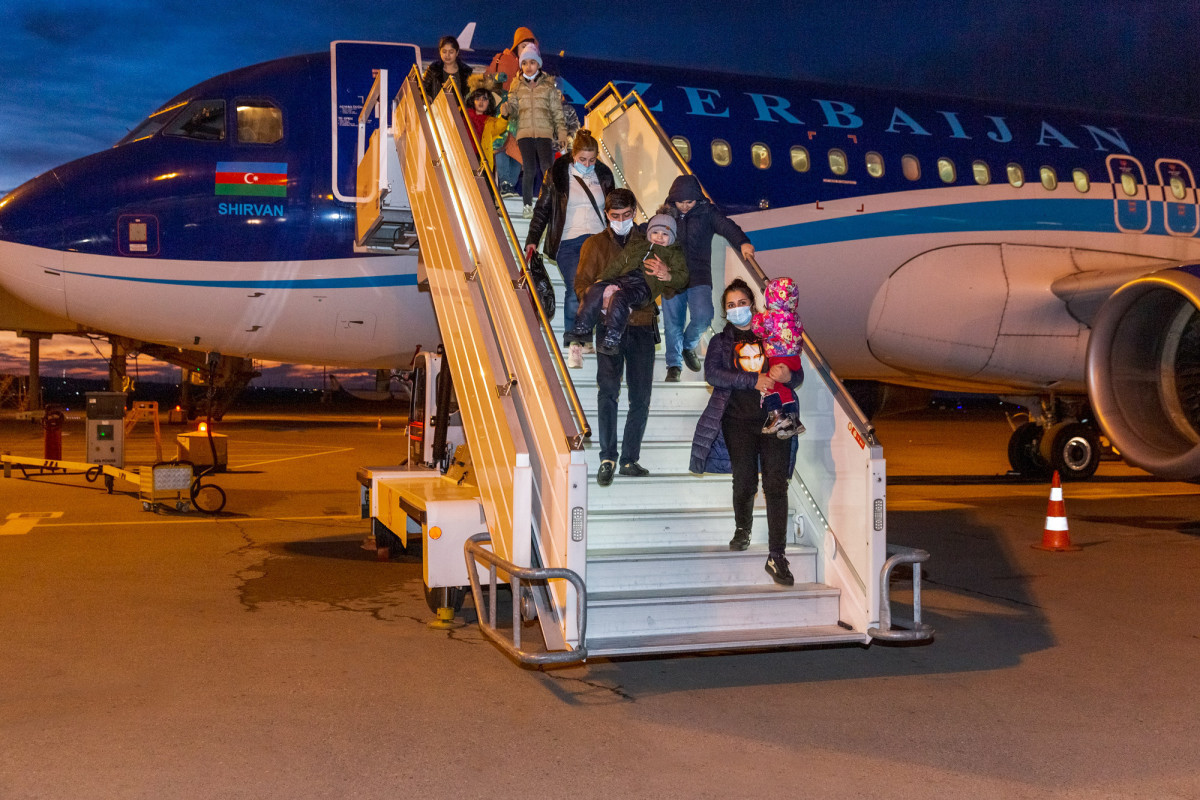 Azerbaijani citizens evacuated from Ukraine