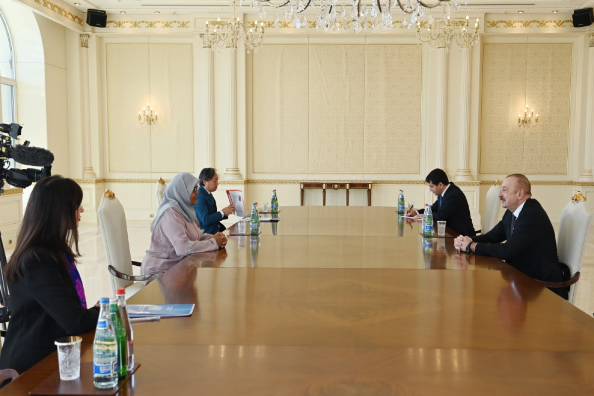 President Ilham Aliyev received Executive Director of UN Human Settlements Programme