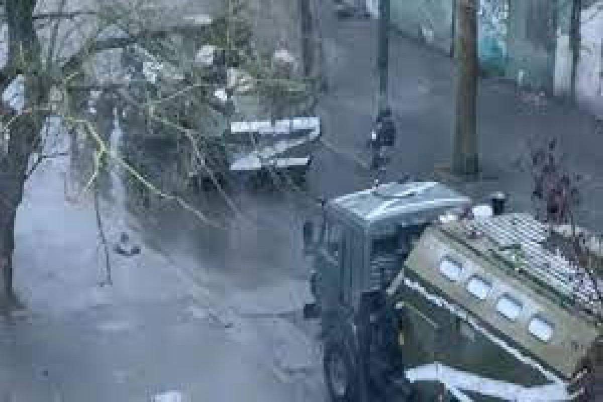 Kherson mayor says city is without power and water, appeals for humanitarian aid
