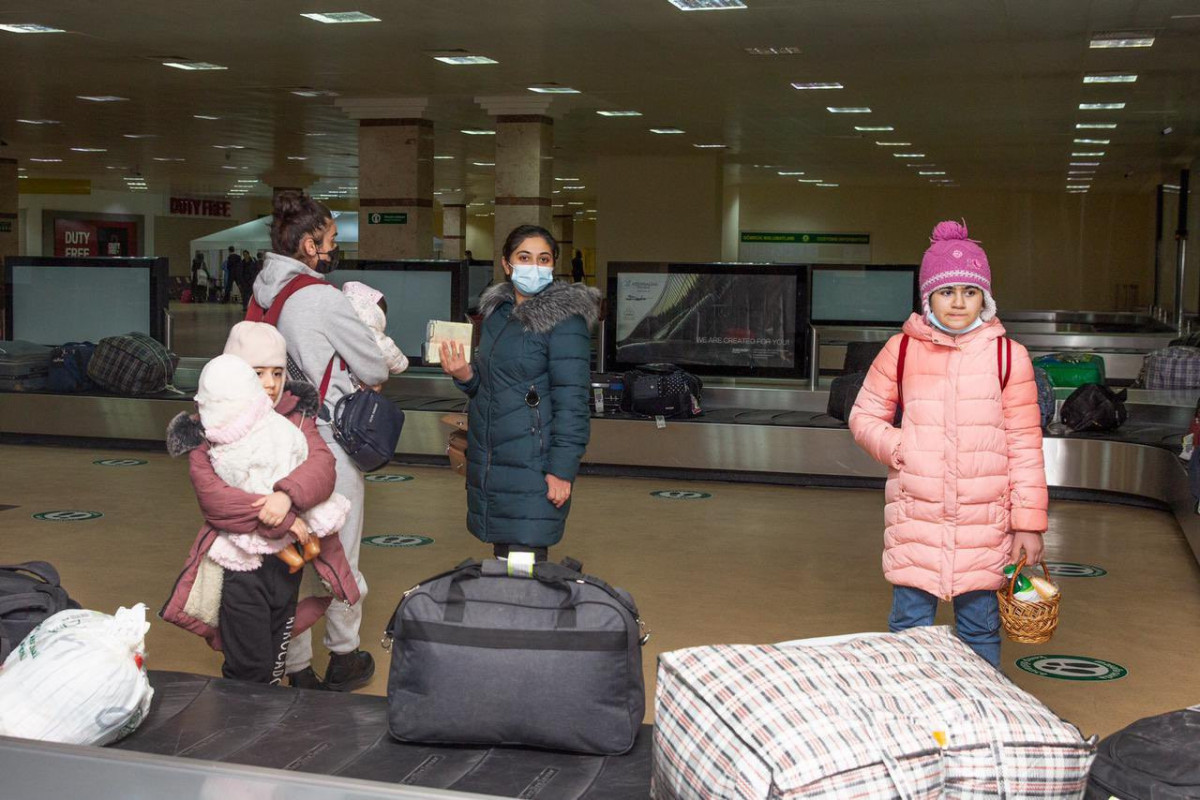 Another 184 Azerbaijani citizens evacuated from Ukraine were brought from Romania