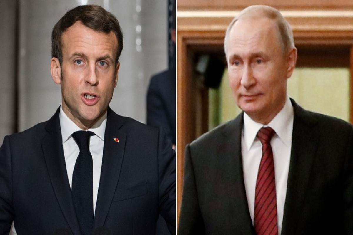 French President Emmanuel Macron and Russian President Vladimir Putin