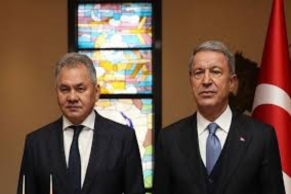 Defense ministers of Russia and Turkiye mull situation in Ukraine
