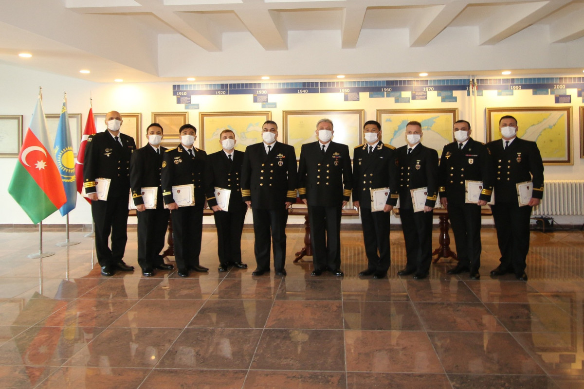 Azerbaijani servicemen complete training in Turkey-PHOTO 