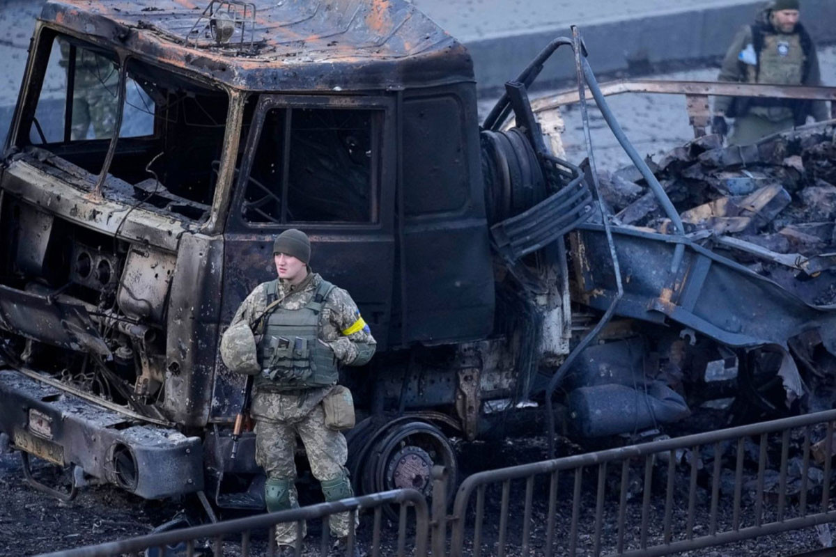 British Intelligence: Russian forces may be positioning themselves for new attacks within days against Kyiv