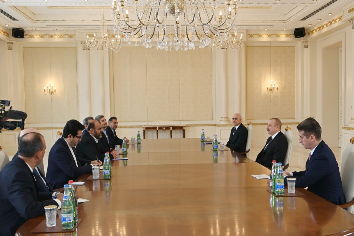 President Ilham Aliyev received delegation led by Iran’s Minister of Roads and Urban Development