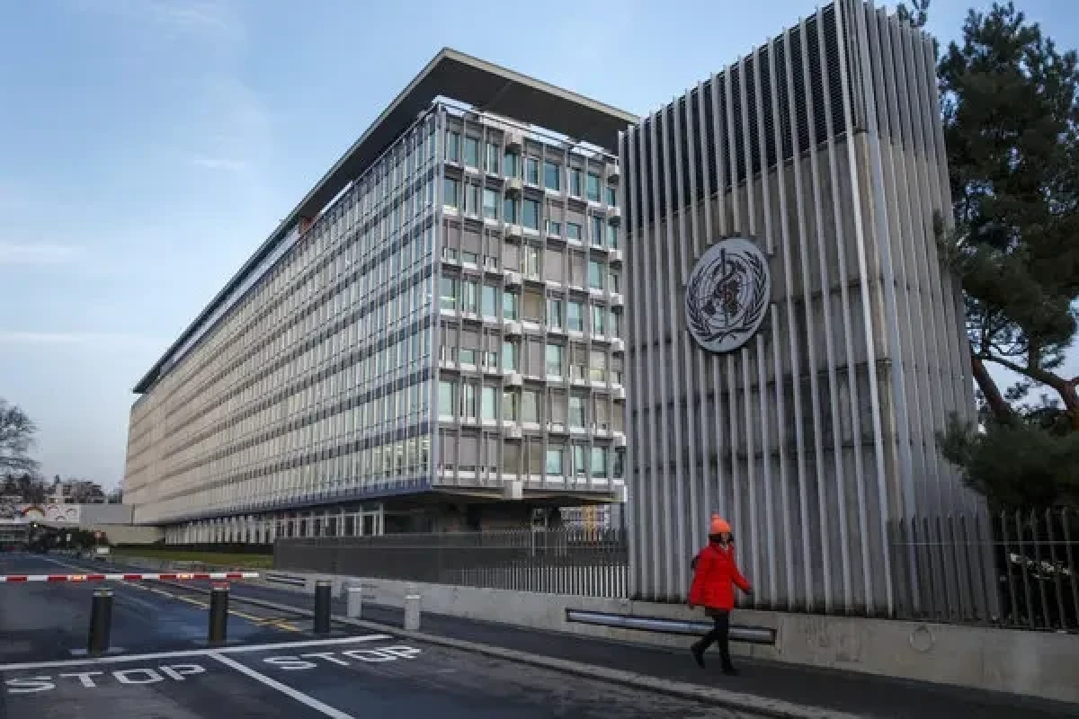 War in Ukraine could make the Covid-19 pandemic worse, WHO says