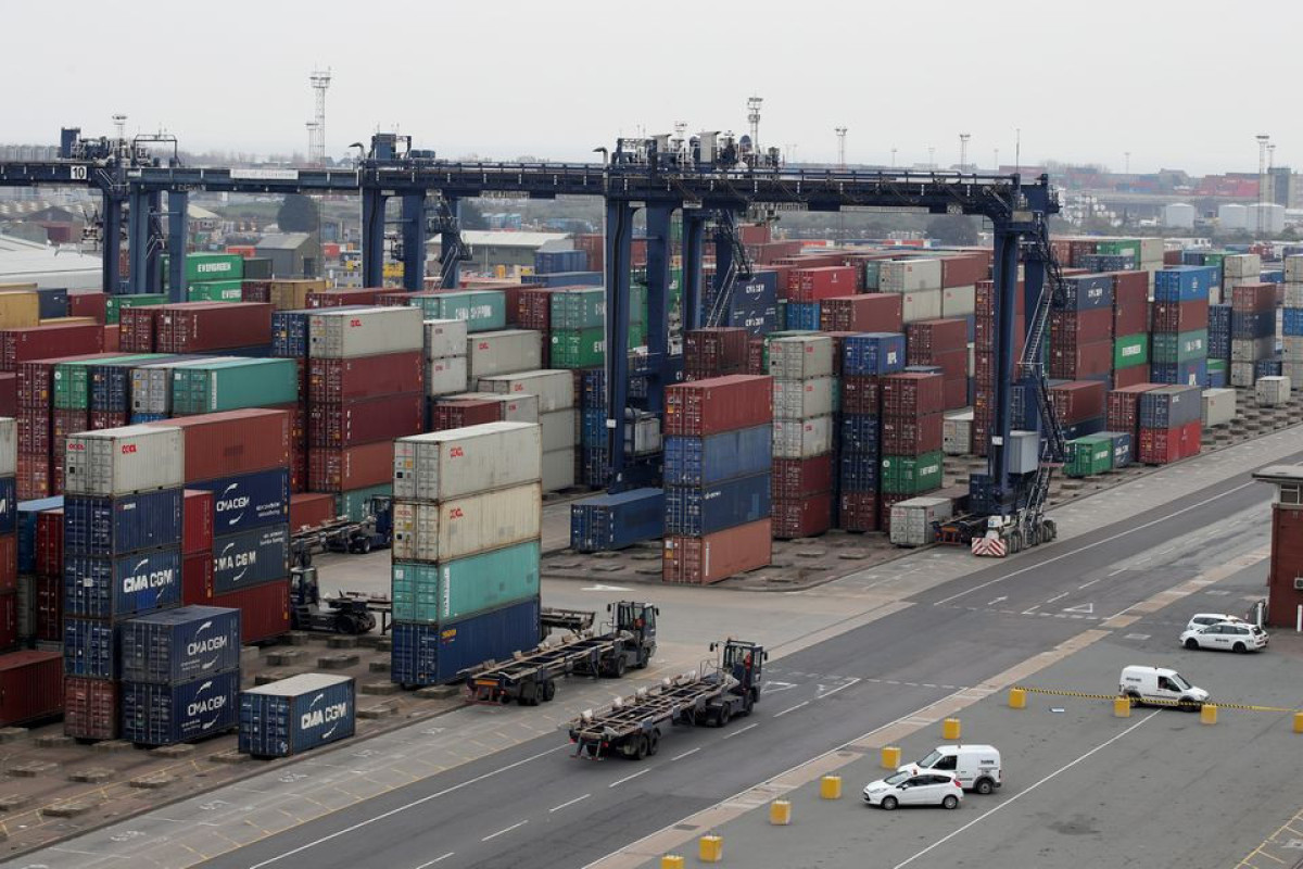 Britain to ban exports of luxury goods to Russia, impose new import tariffs