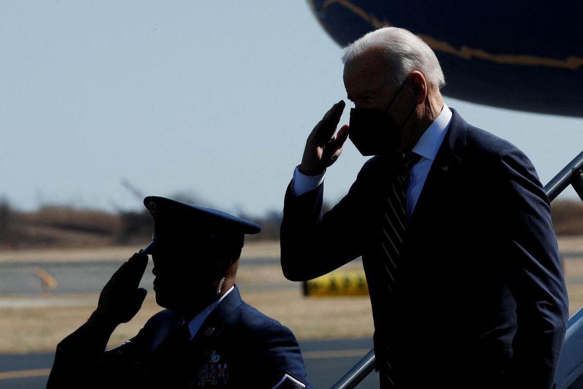 Biden expected to announce $800 mln in security aid for Ukraine -official