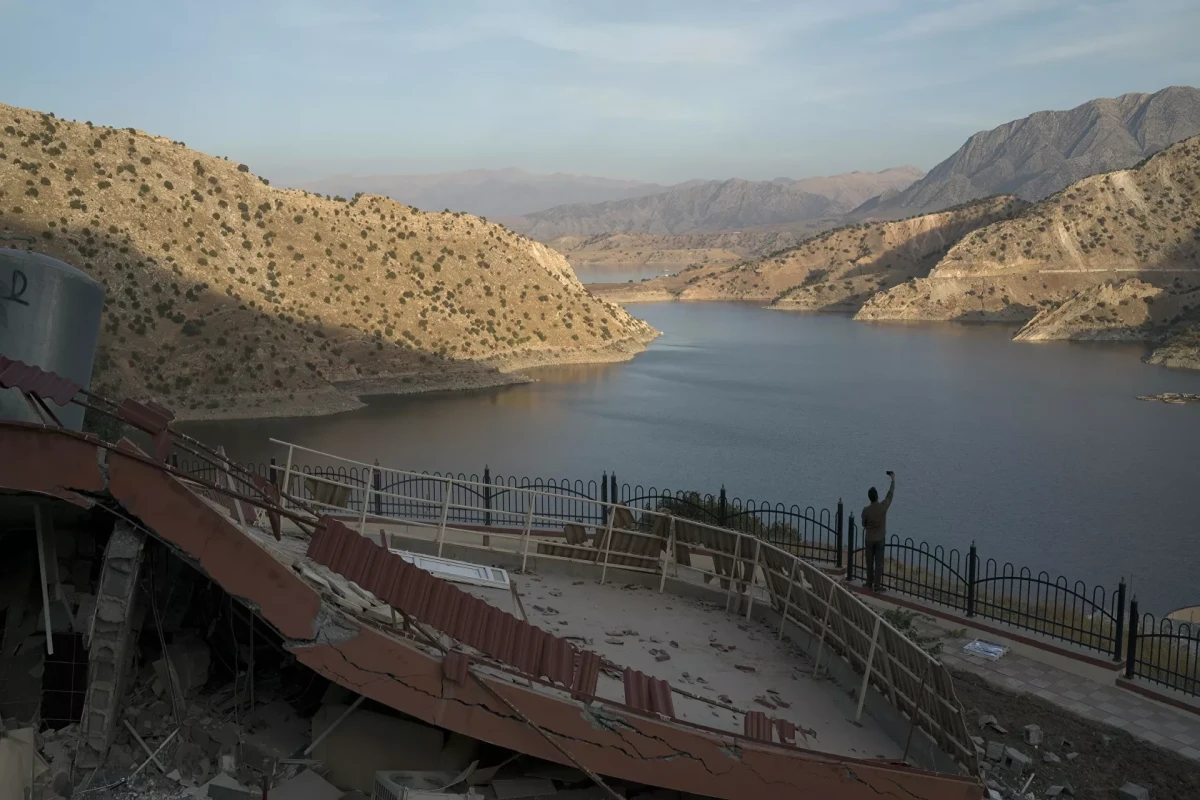 Magnitude 6.0 earthquake strikes Southern Iran, 2 died, 27 ijnured