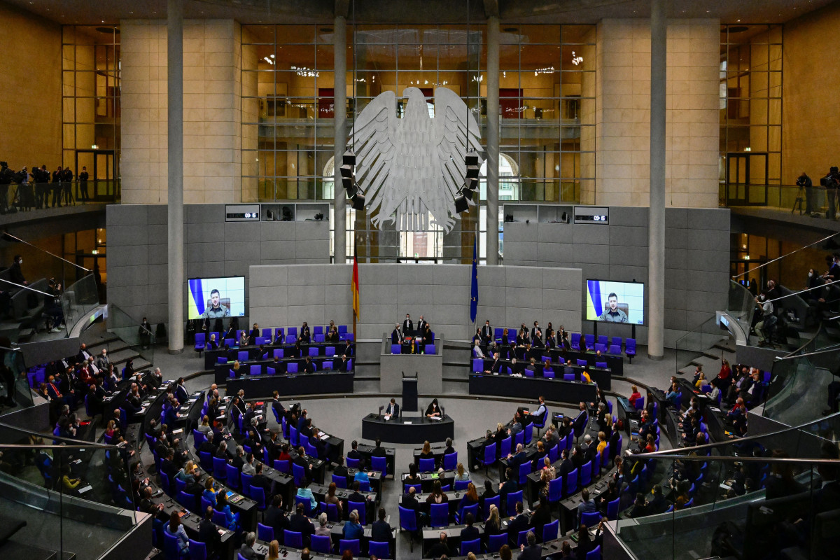 Zelensky cites post-Holocaust phrase Never Again in address to German lawmakers