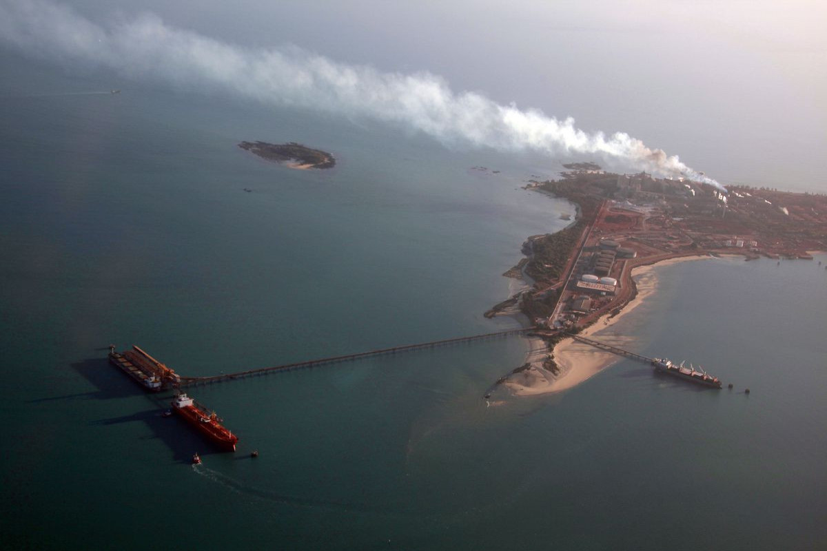 Australia bans alumina exports to Russia, sources coal for Ukraine