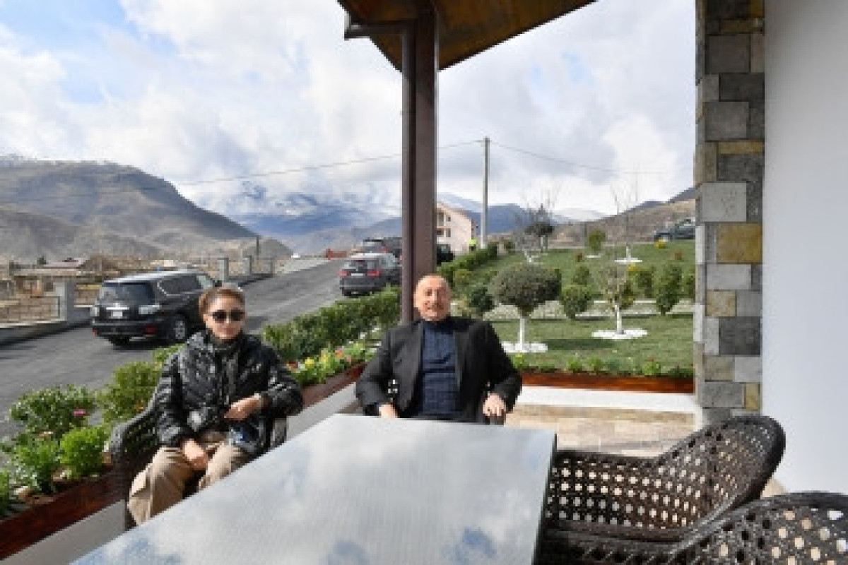 President Ilham Aliyev and First Lady Mehriban Aliyeva viewed restoration work carried out in individual house in Sugovushan settlement