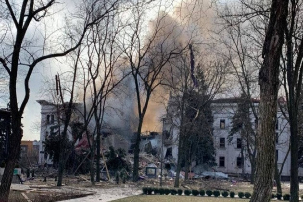 300 people killed in bombing of Mariupol theatre, says local official