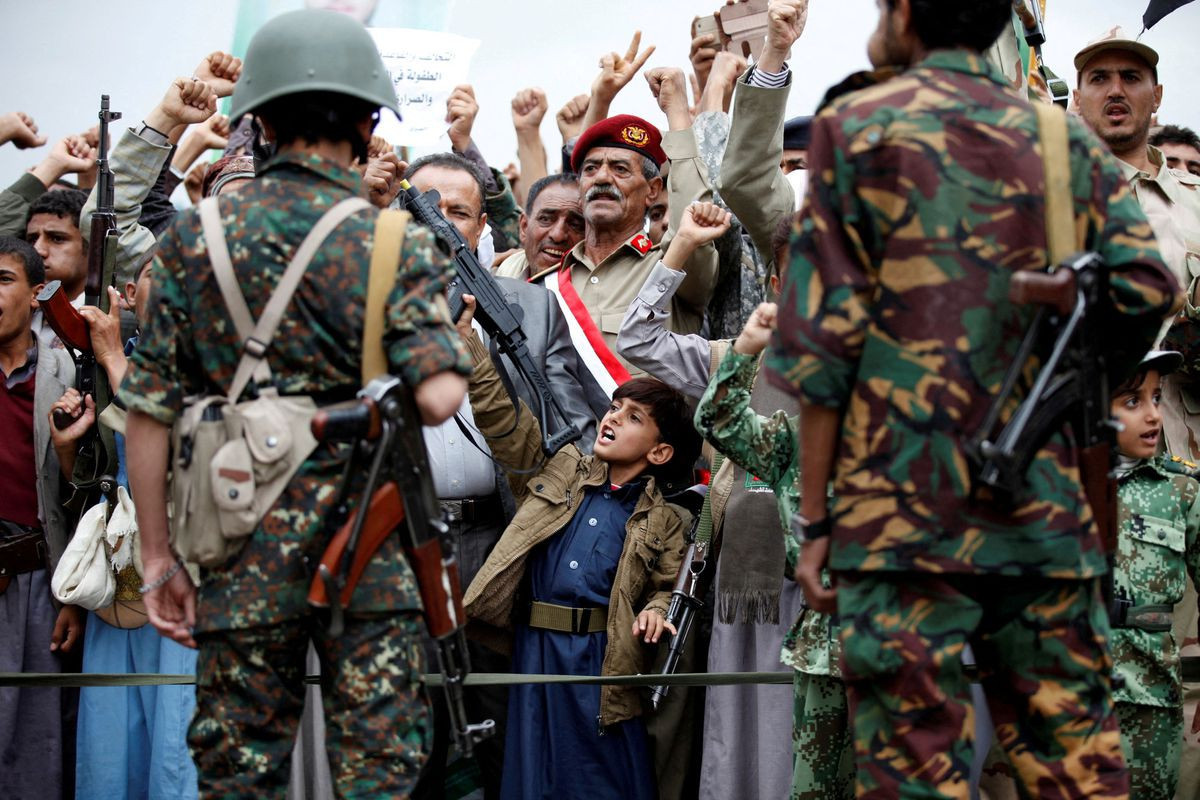 Houthis say prisoner swap deal includes 16 Saudis, brother of Yemen president