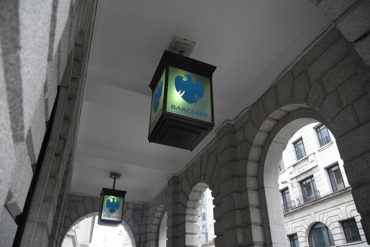 Barclays hit by $590 million loss on bond blunder