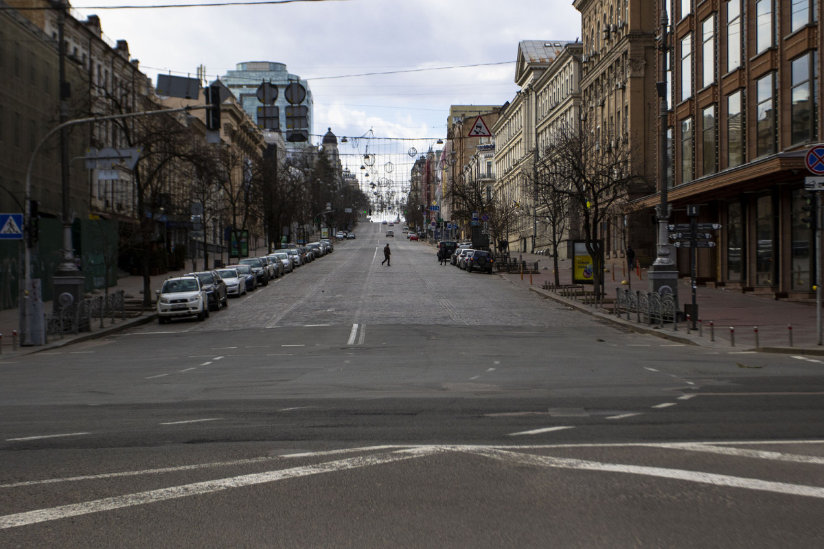 Kyiv eases curfew as strikes continue