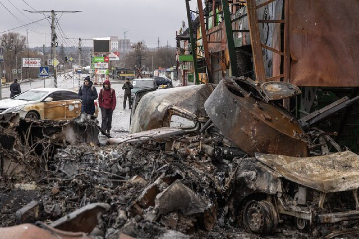 Ukrainian troops push back Russians outside Kyiv, says MoD