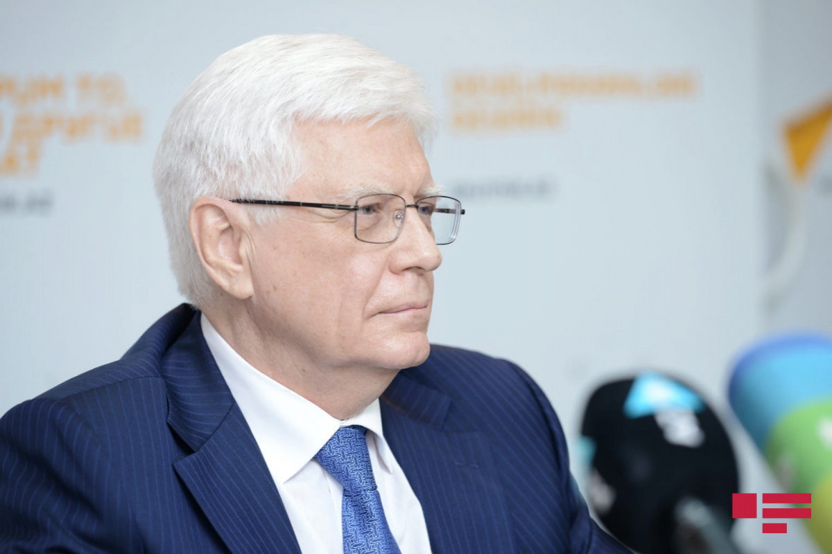 Ambassador: “Washington is afraid that dollar will be pressed namely by ruble in world market”
