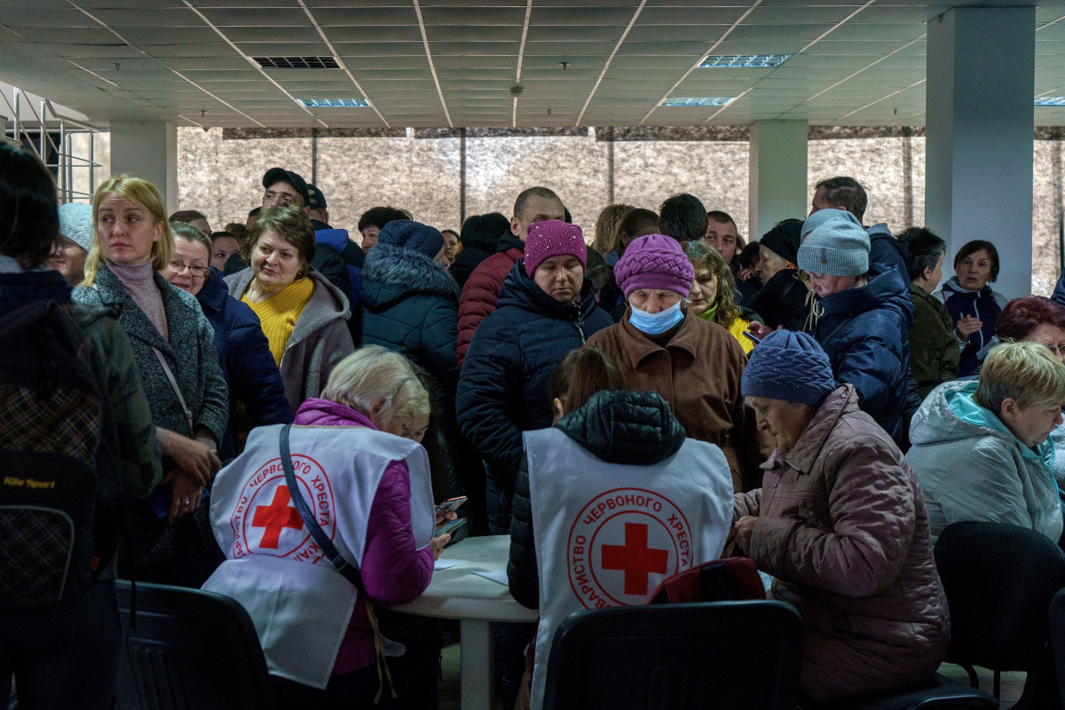 Red Cross says it is preparing to facilitate safe passage of civilians from Mariupol