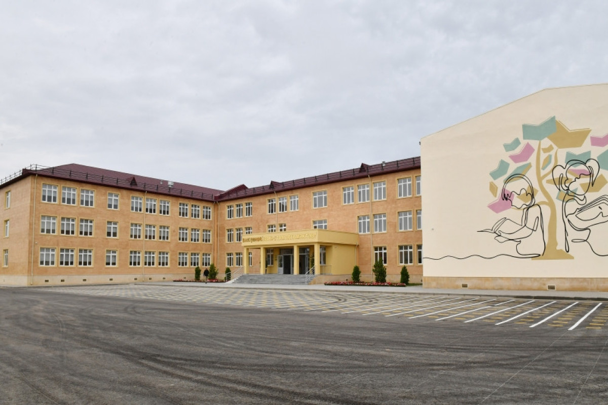 President Ilham Aliyev and First Lady Mehriban Aliyeva attended opening of secondary school No304 in Sabunchu district