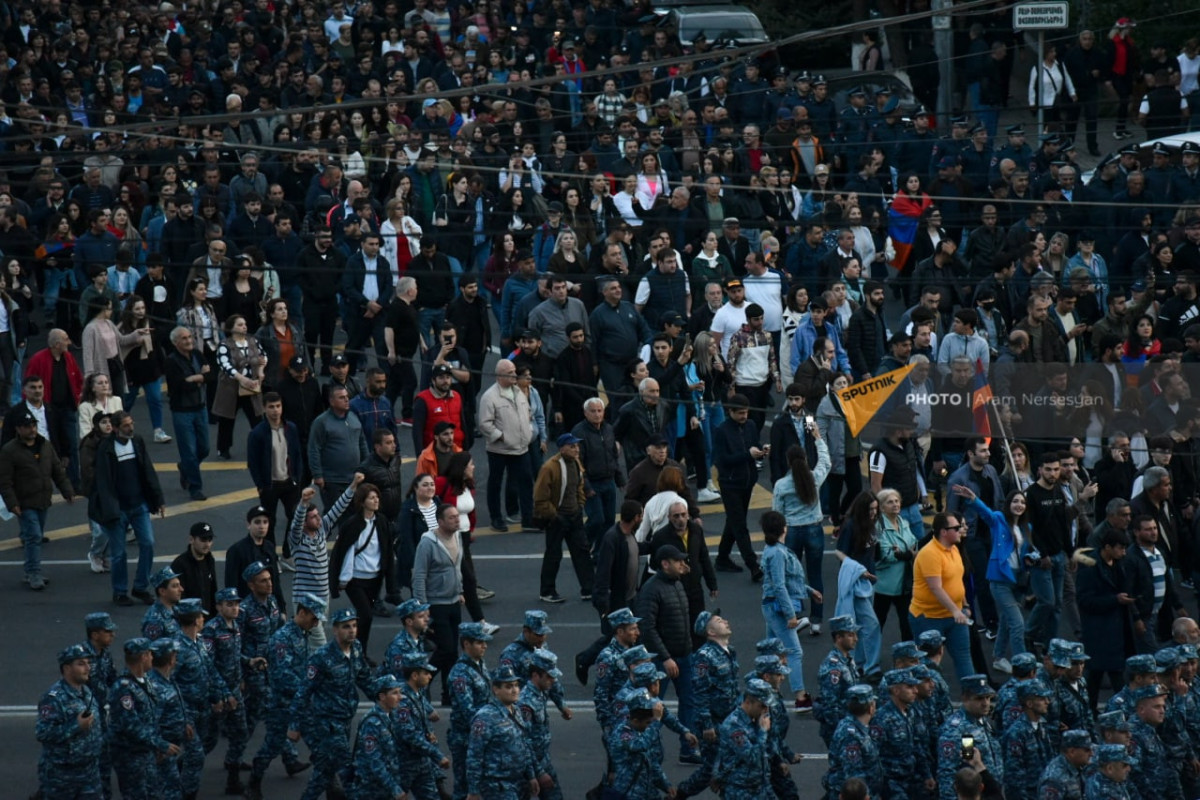 Armenian opposition warned the security forces