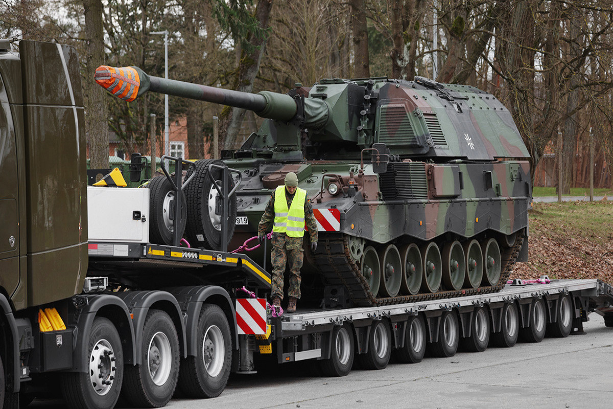 Germany to send seven self-propelled howitzers to Ukraine