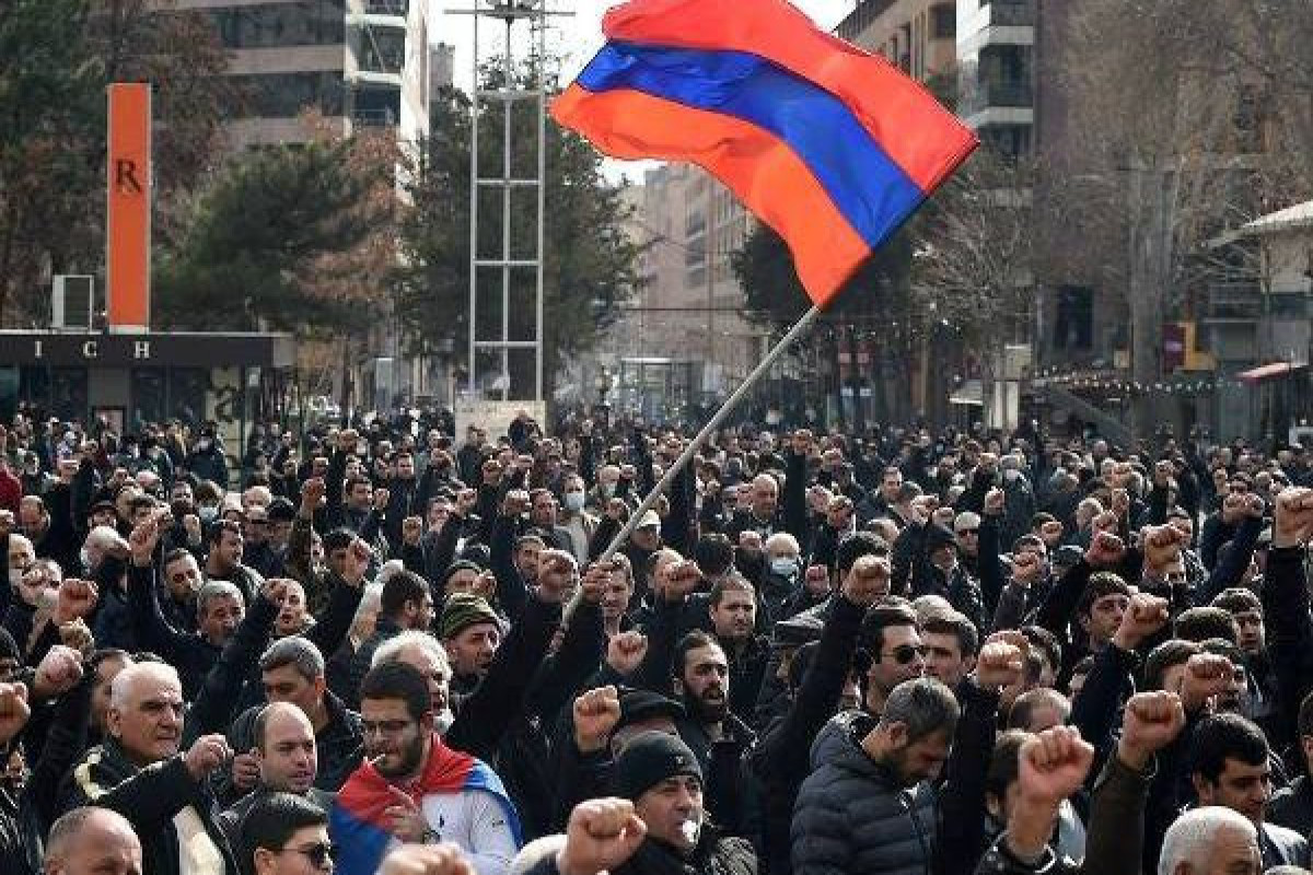 Russian MFA:  "Protests in Armenia an internal affair of Yerevan"