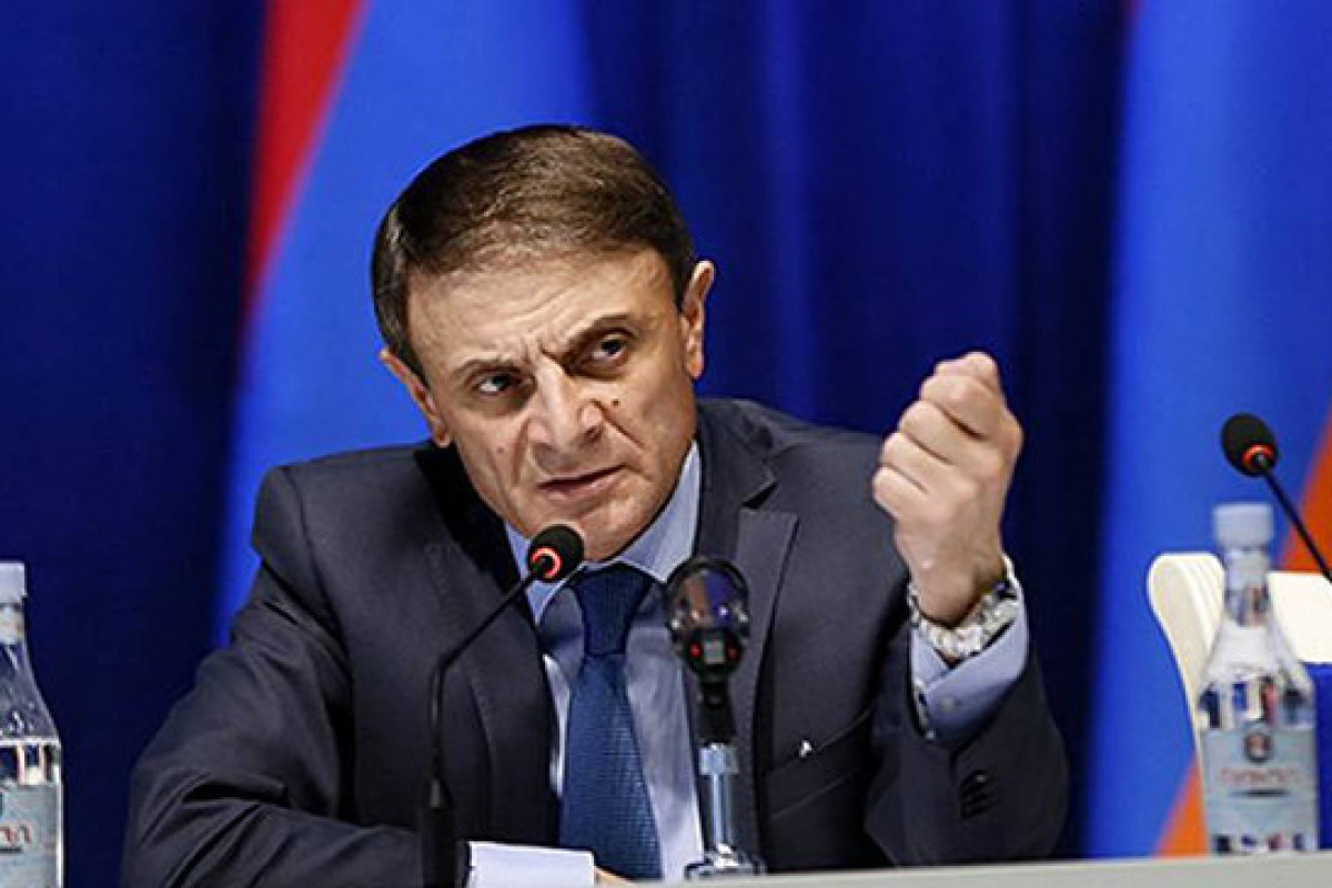 Former Armenian police chief detained during protest in Yerevan