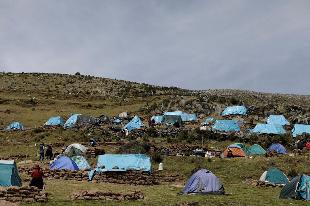 Peru's government postpones meeting with Las Bambas mine protesters until Tuesday