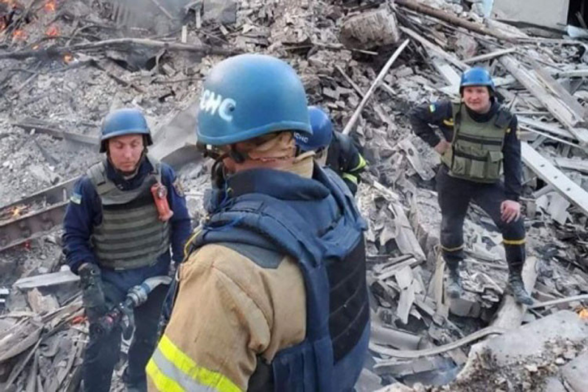60 people feared dead after bombing of school shelter in Ukraine