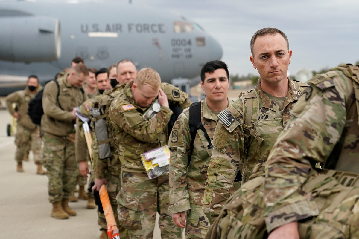 U.S to rotate more than 10,000 troops to Europe