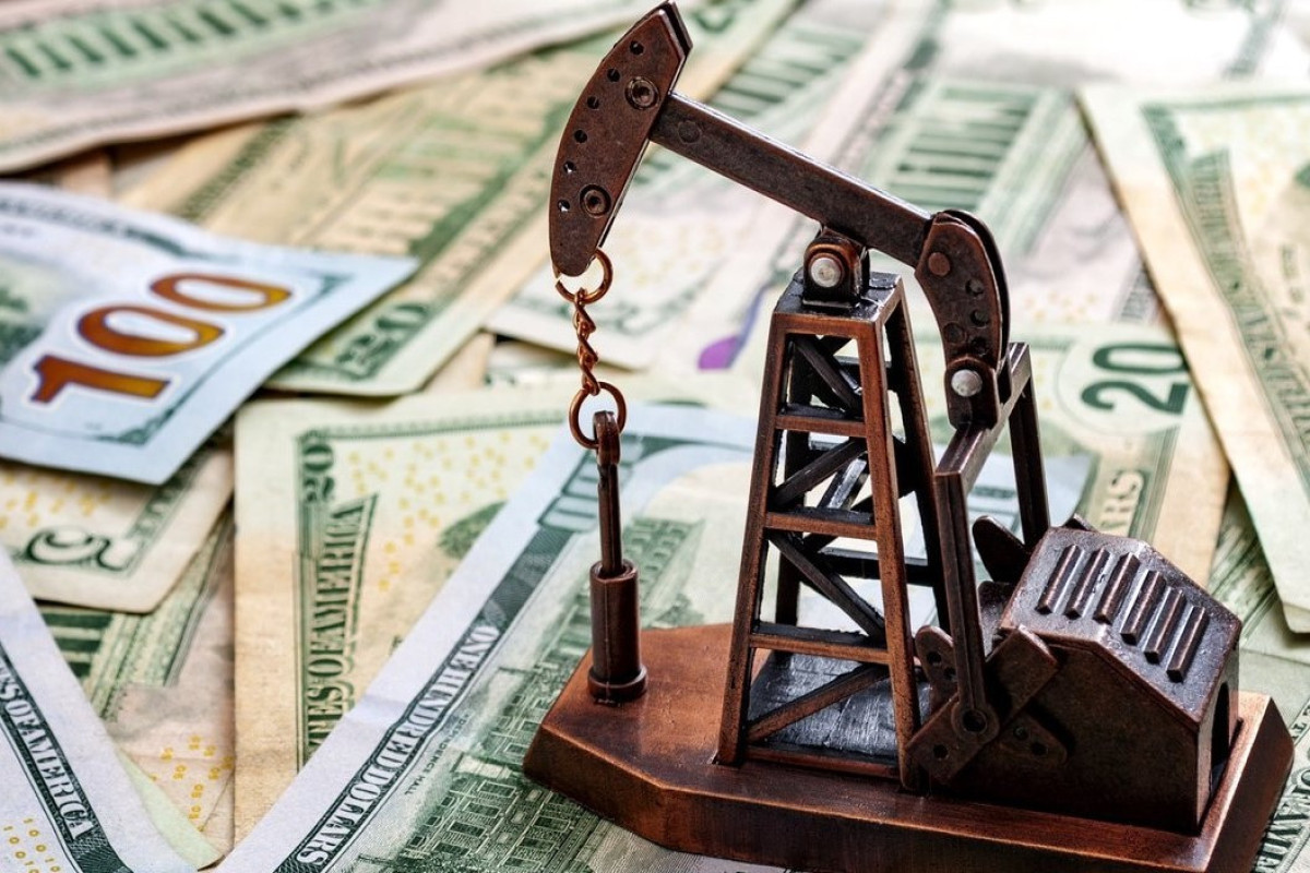 Average price for Azerbaijani oil fell by up to 2% last week