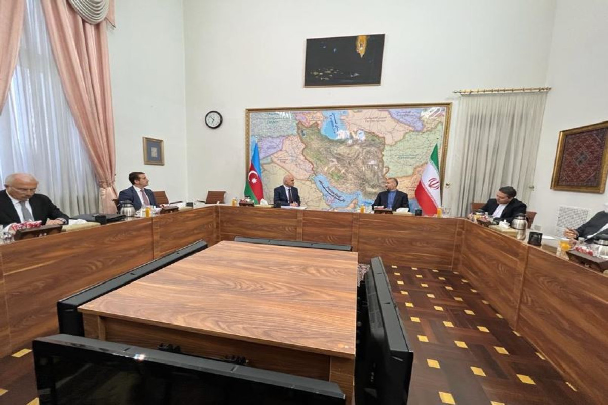 Azerbaijan's Deputy PM met with Iranian Foreign Minister